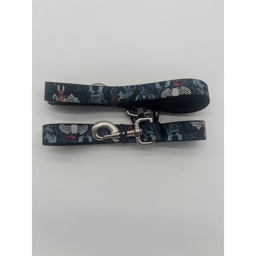 Buckle Down Marvel Venom Dog Leash